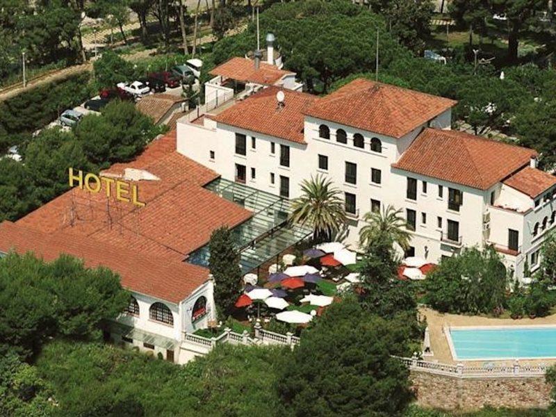 Hotel El Castell Sant Boi de Llobregat Exteriör bild